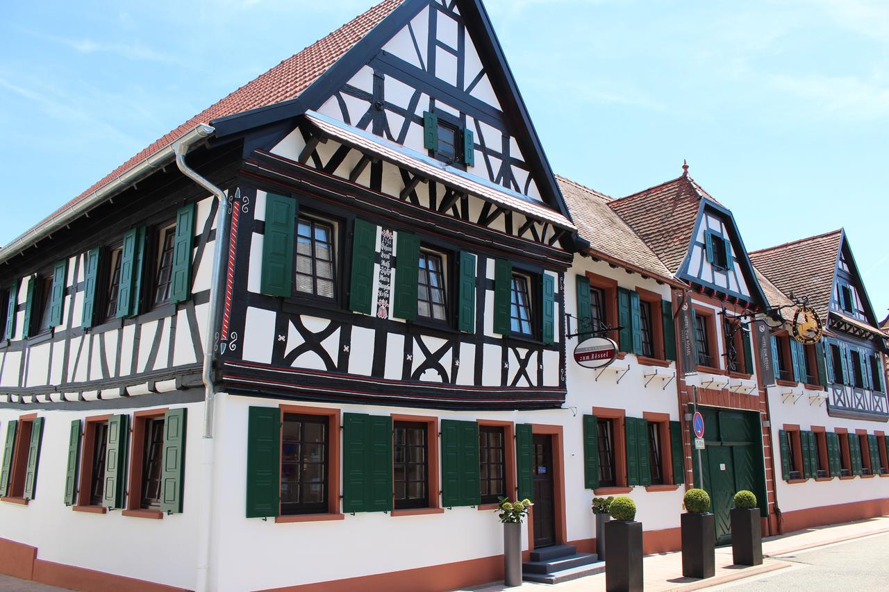 Hotel Zum Roessel Kandel Exterior foto